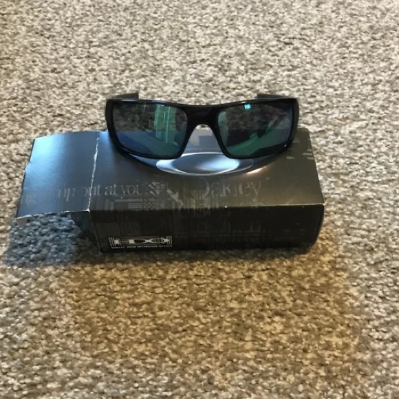 Oakley Other - Oakley Crankshaft Sunglasses